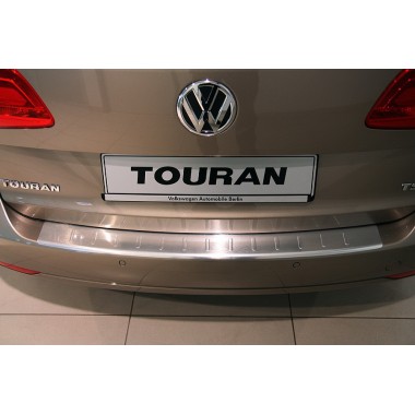 Накладка на задний бампер VW Touran II (2010-) бренд – Avisa главное фото
